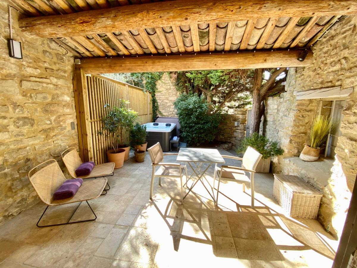 La Maison Des Vendangeurs - Table D'Hotes Le Soir Du Jeudi Au Dimanche- Jacuzzi - Balneo Spa - Acces Piscine Pour Toutes Les Chambres Sauf Studio Coquet- Piscine De Mai A Mi-Octobre Martignargues Zewnętrze zdjęcie