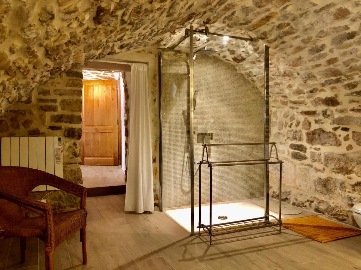 La Maison Des Vendangeurs - Table D'Hotes Le Soir Du Jeudi Au Dimanche- Jacuzzi - Balneo Spa - Acces Piscine Pour Toutes Les Chambres Sauf Studio Coquet- Piscine De Mai A Mi-Octobre Martignargues Zewnętrze zdjęcie