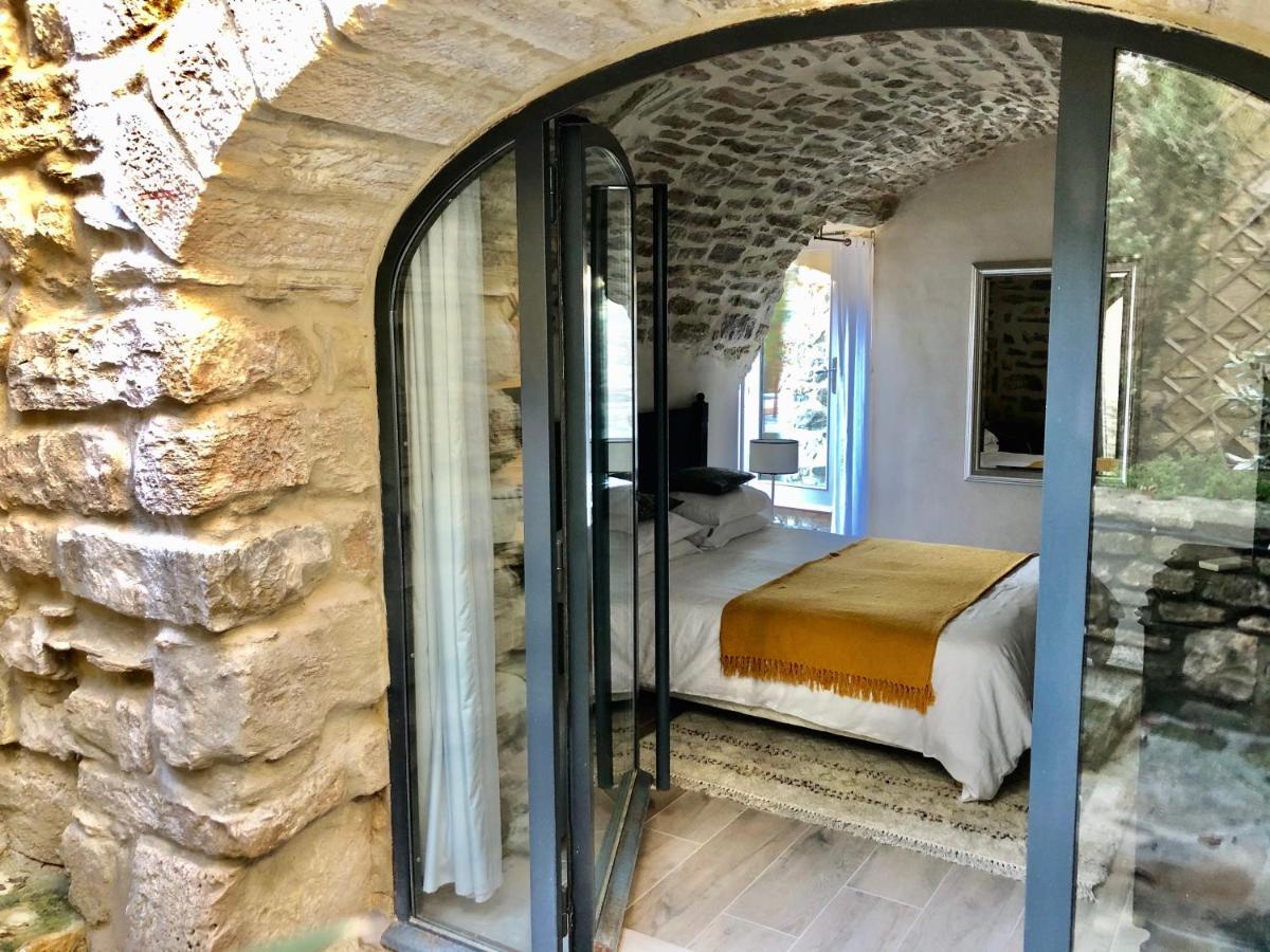 La Maison Des Vendangeurs - Table D'Hotes Le Soir Du Jeudi Au Dimanche- Jacuzzi - Balneo Spa - Acces Piscine Pour Toutes Les Chambres Sauf Studio Coquet- Piscine De Mai A Mi-Octobre Martignargues Zewnętrze zdjęcie